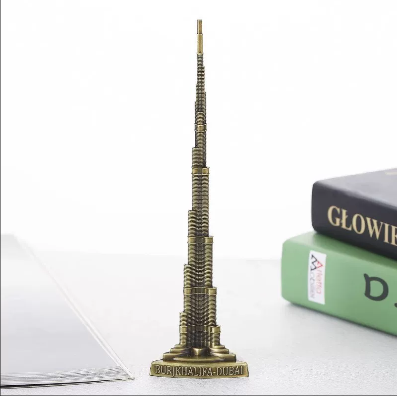 Home Office Dubai - Ornamen Burj Khalifa Dubai, Model Bangunan